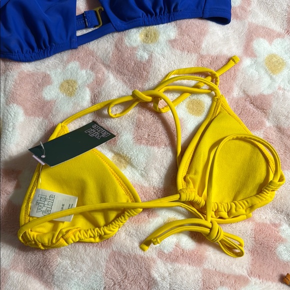 Vibrant Bikini Set with Floral Design - Picture 7 of 10